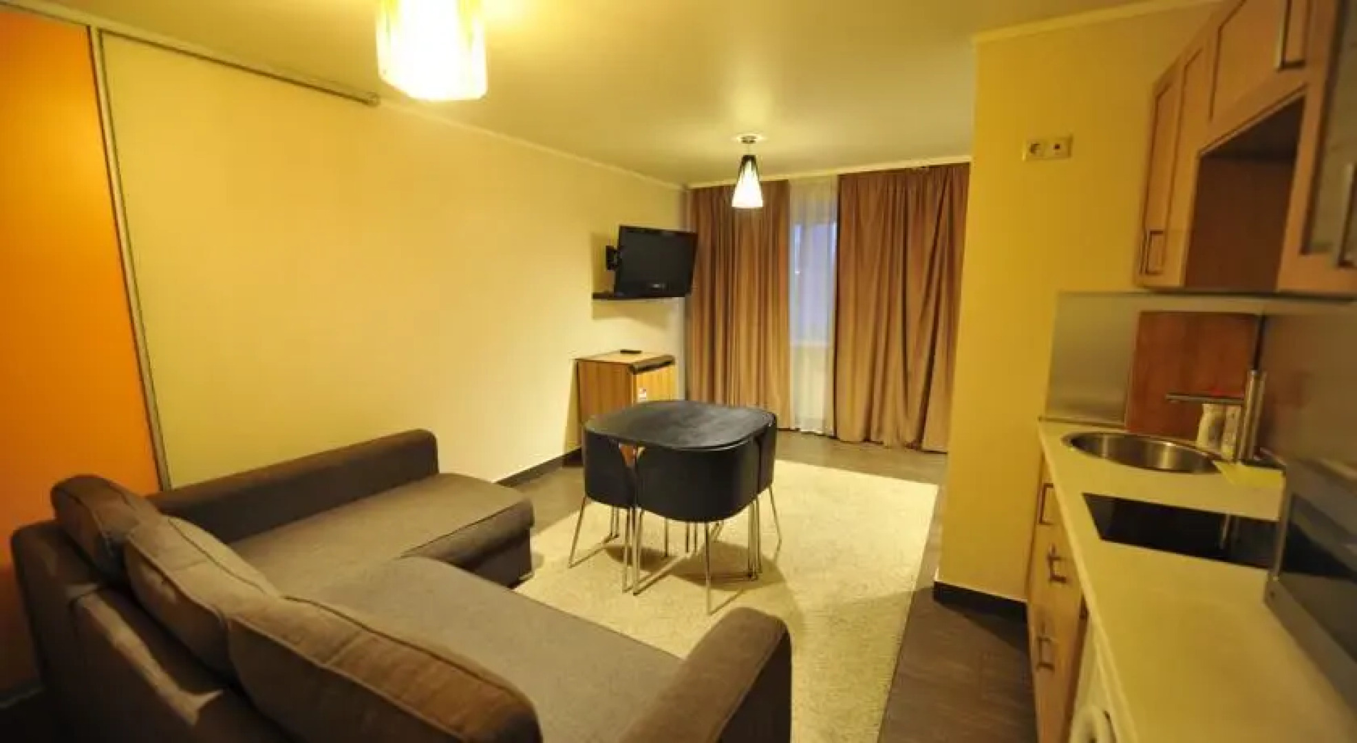 На Республике