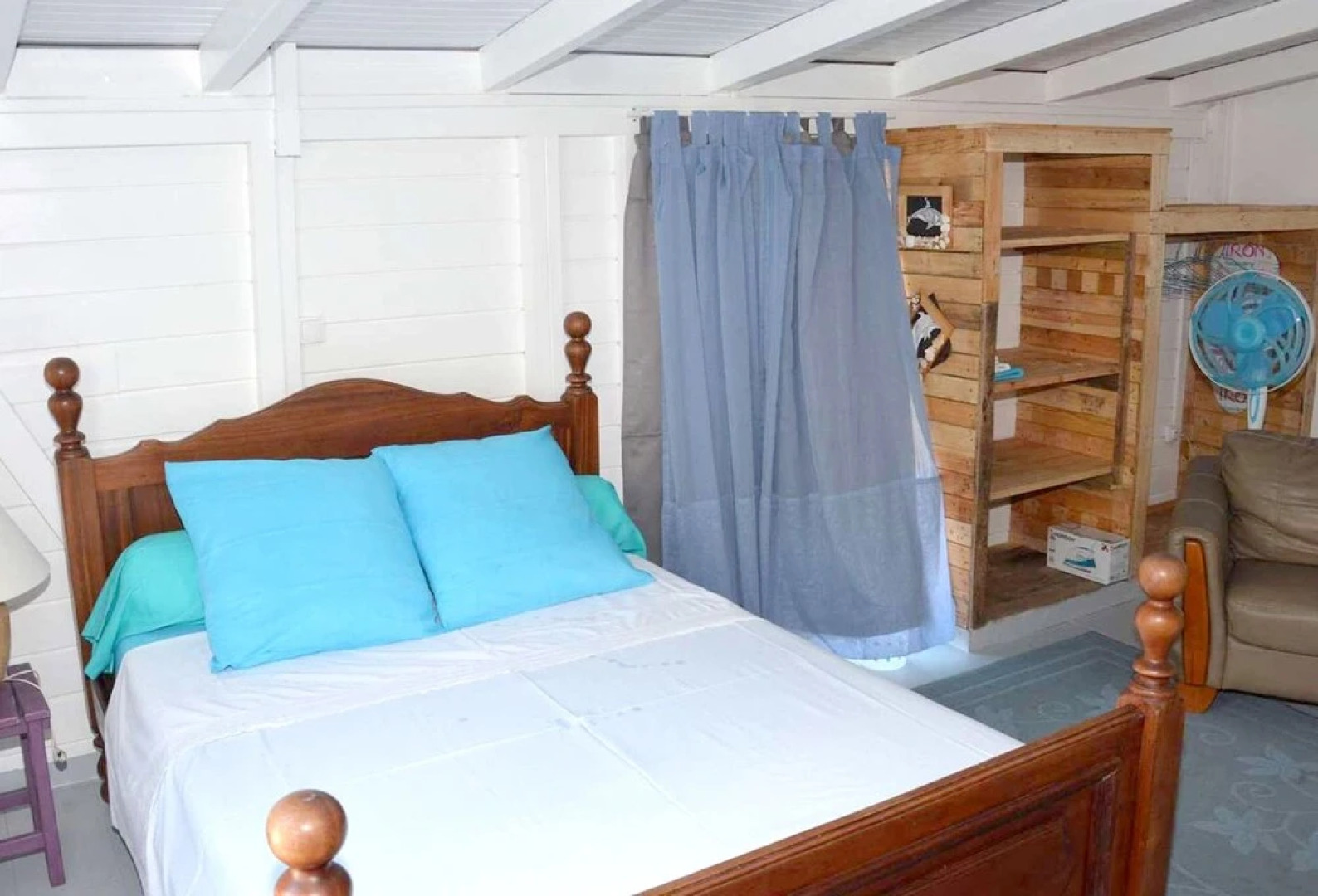 Apartment in a Bungalow on the Beach in Le Carbet Wonder