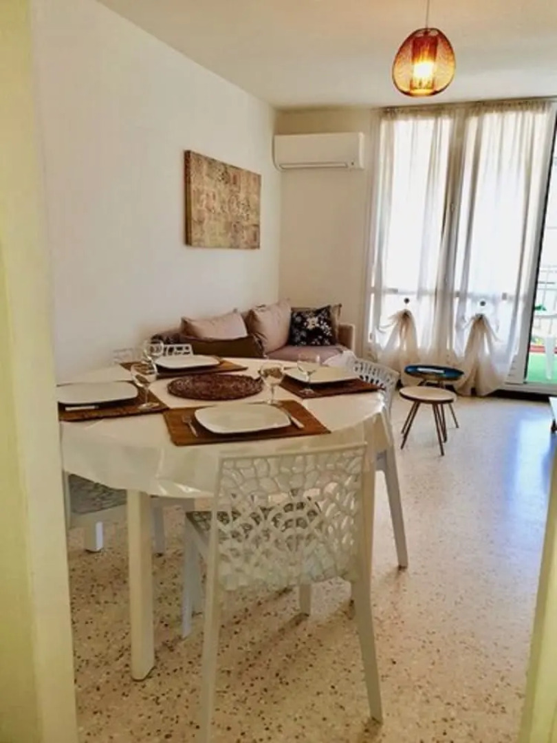 West City - T2 Cabine