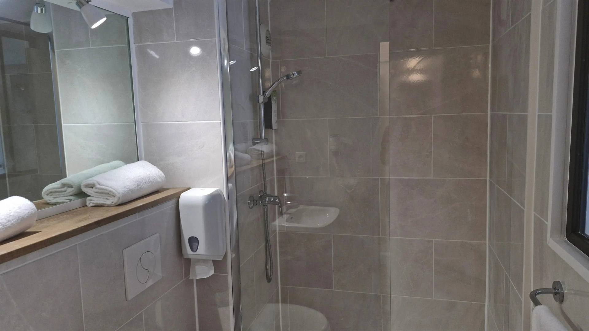 Kyriad Carcassonne - Aéroport