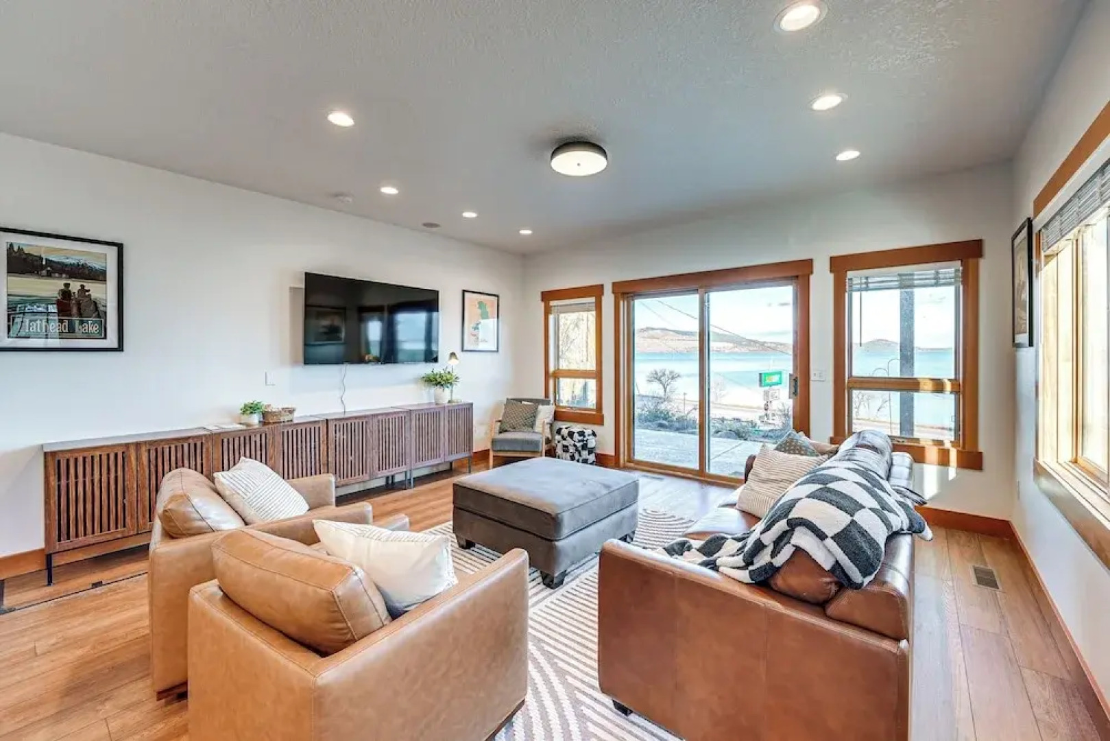 Walk to Flathead Lake: Polson Home w/ Balcony