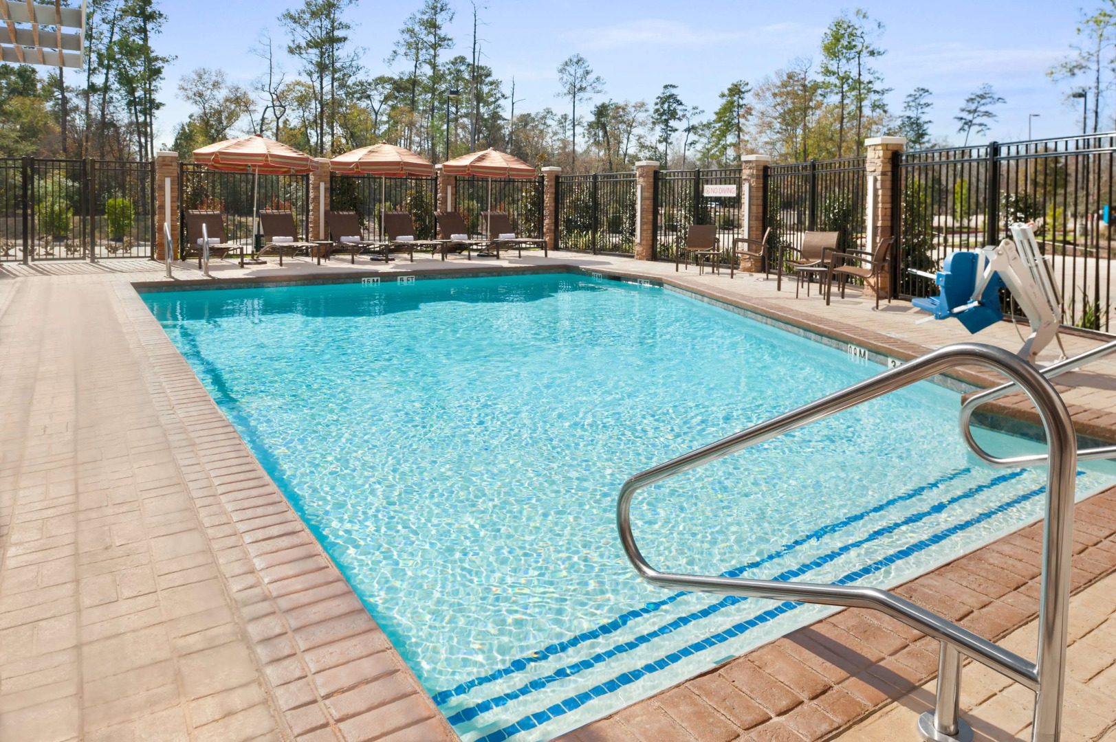 Hyatt Place Houston / The Woodlands