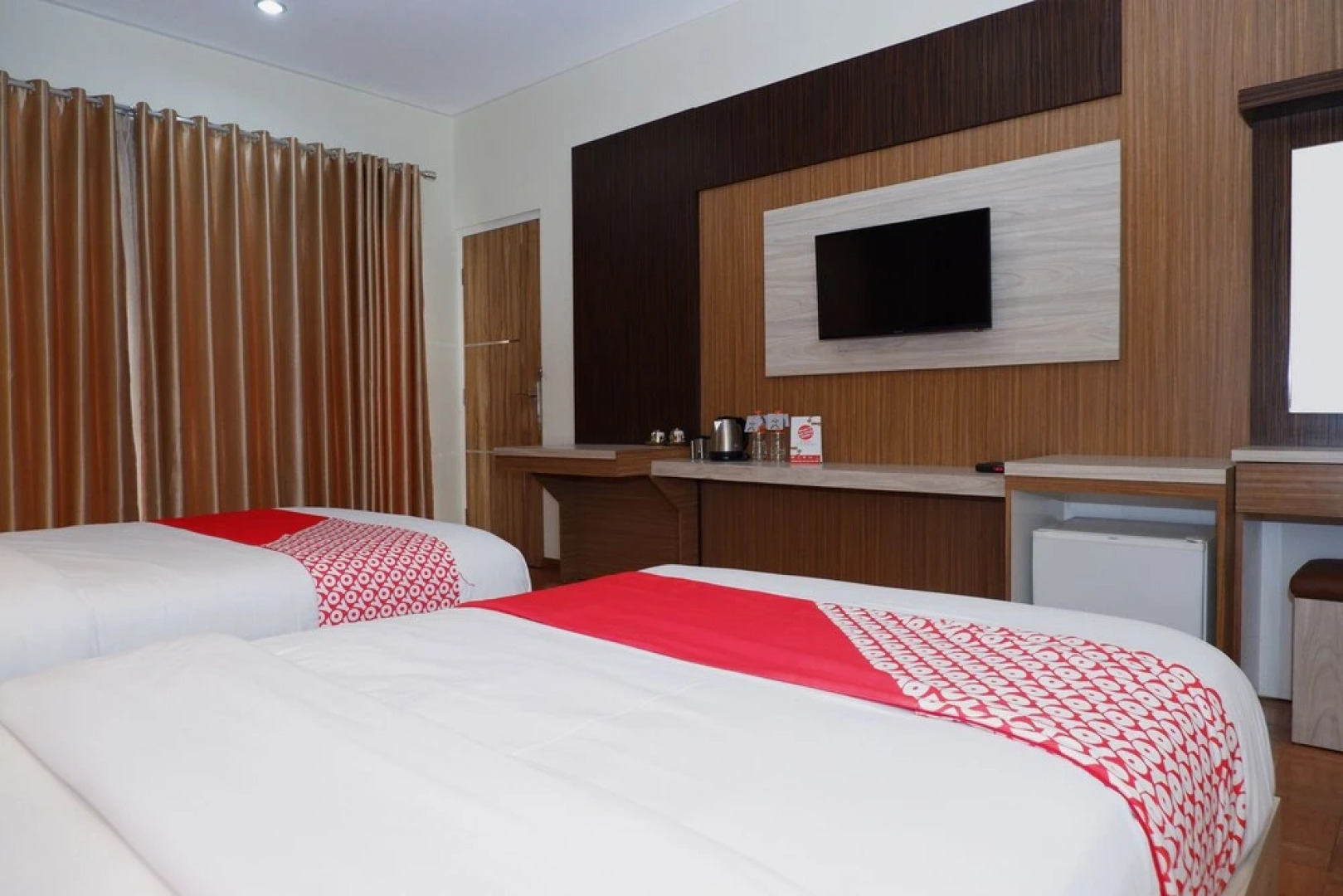 Heritage Hotel by OYO Rooms