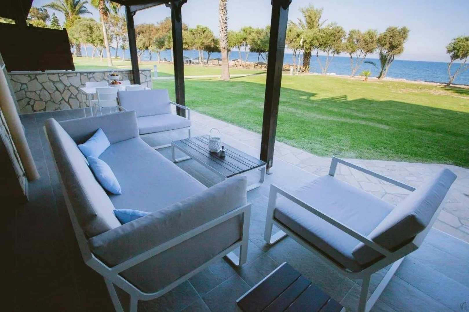 Elya Beach Luxury Suites