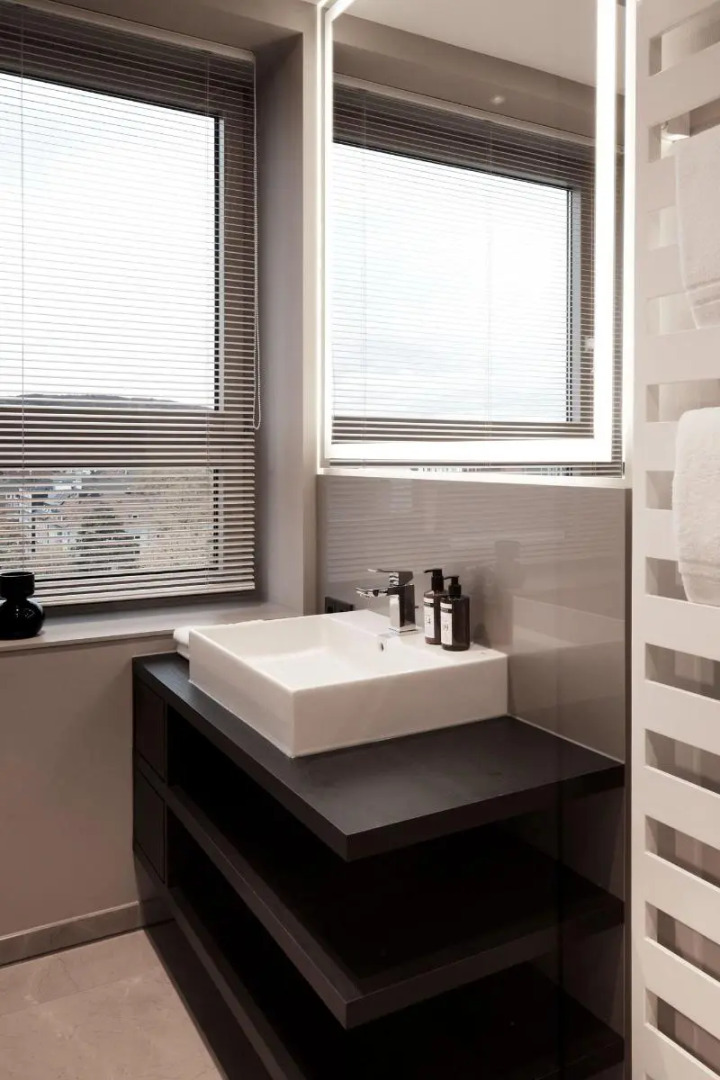 SAXX Hotel Theater Karree