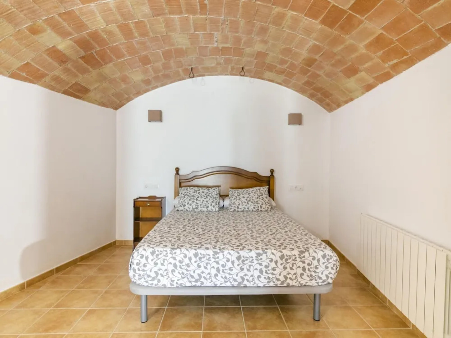 Rustic Holiday Home in Catalonia With Swimming Pool