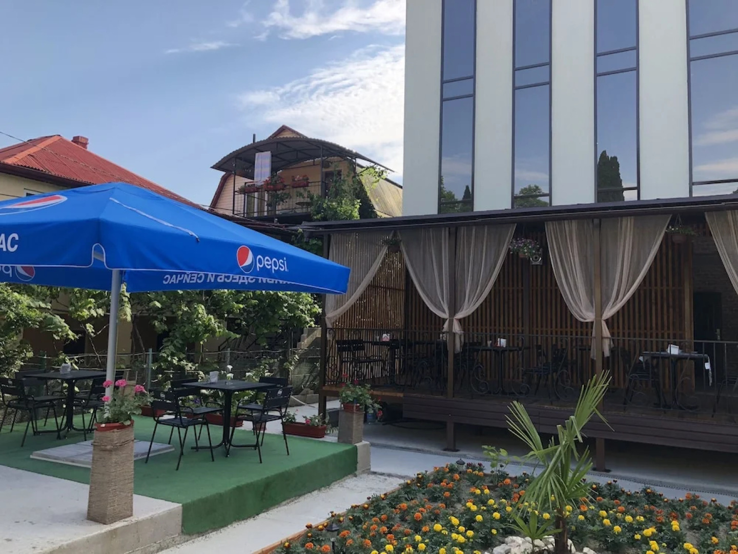 Guest House Panorama