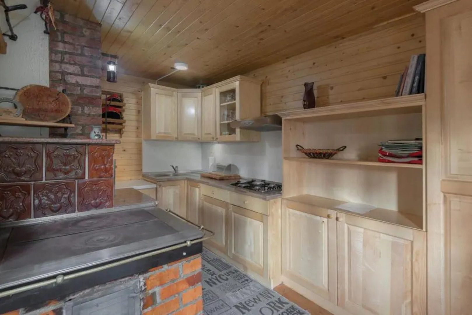 Forest Hut Podvežak With Finnish Tub