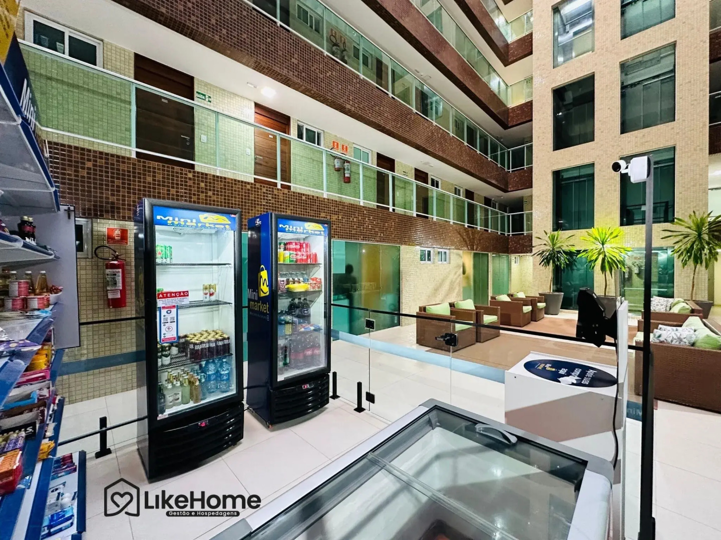 Mar Bello Plaza com TV 50p e Netflix