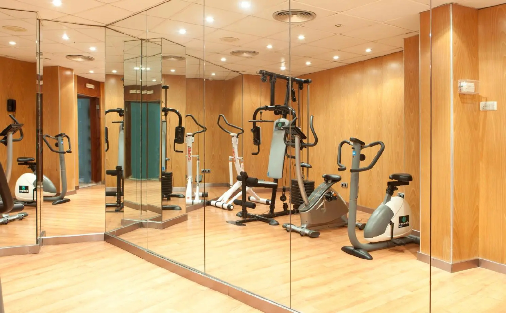 Hotel Garbi Millenni