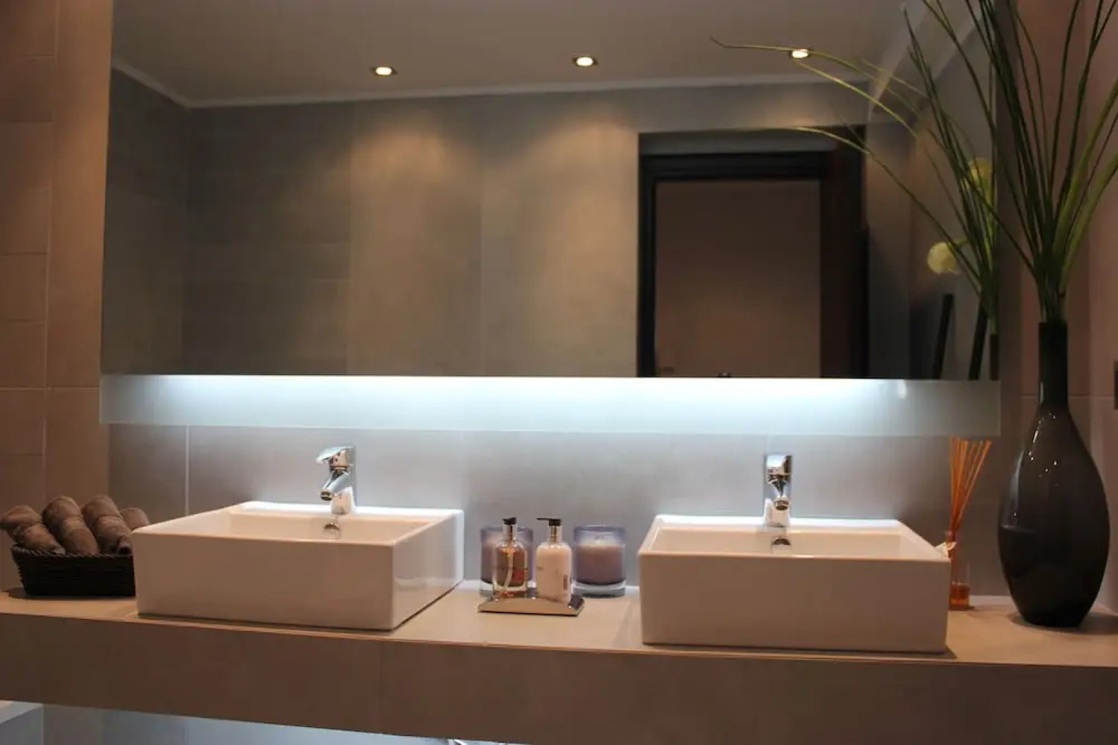 Welcome to Villa Soligia! Beach Front Villa Large Private Pool Amazing Sea View