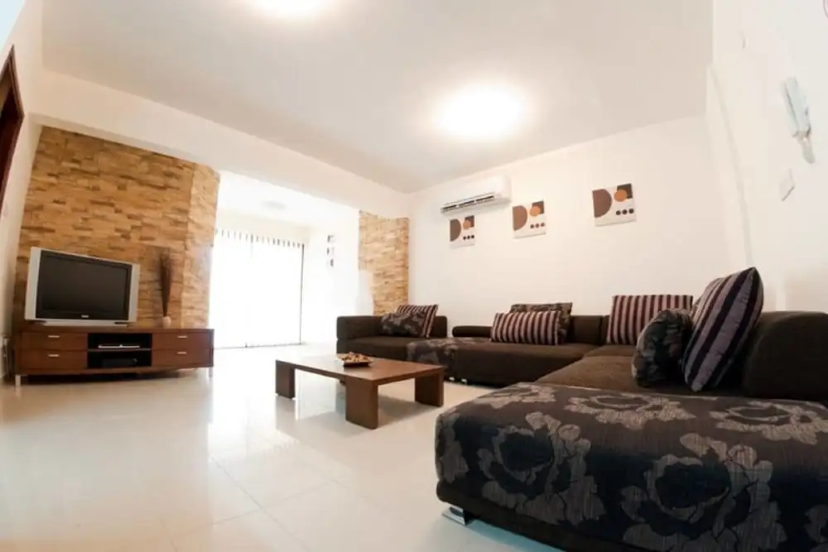 2 bed apt Overlooking Pool -tersefanou, Cyprus