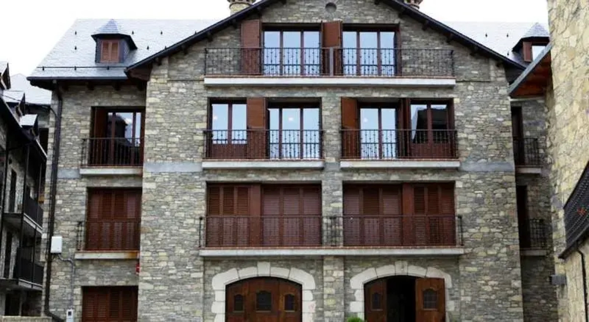 Villa de Plan Apartments&Suites