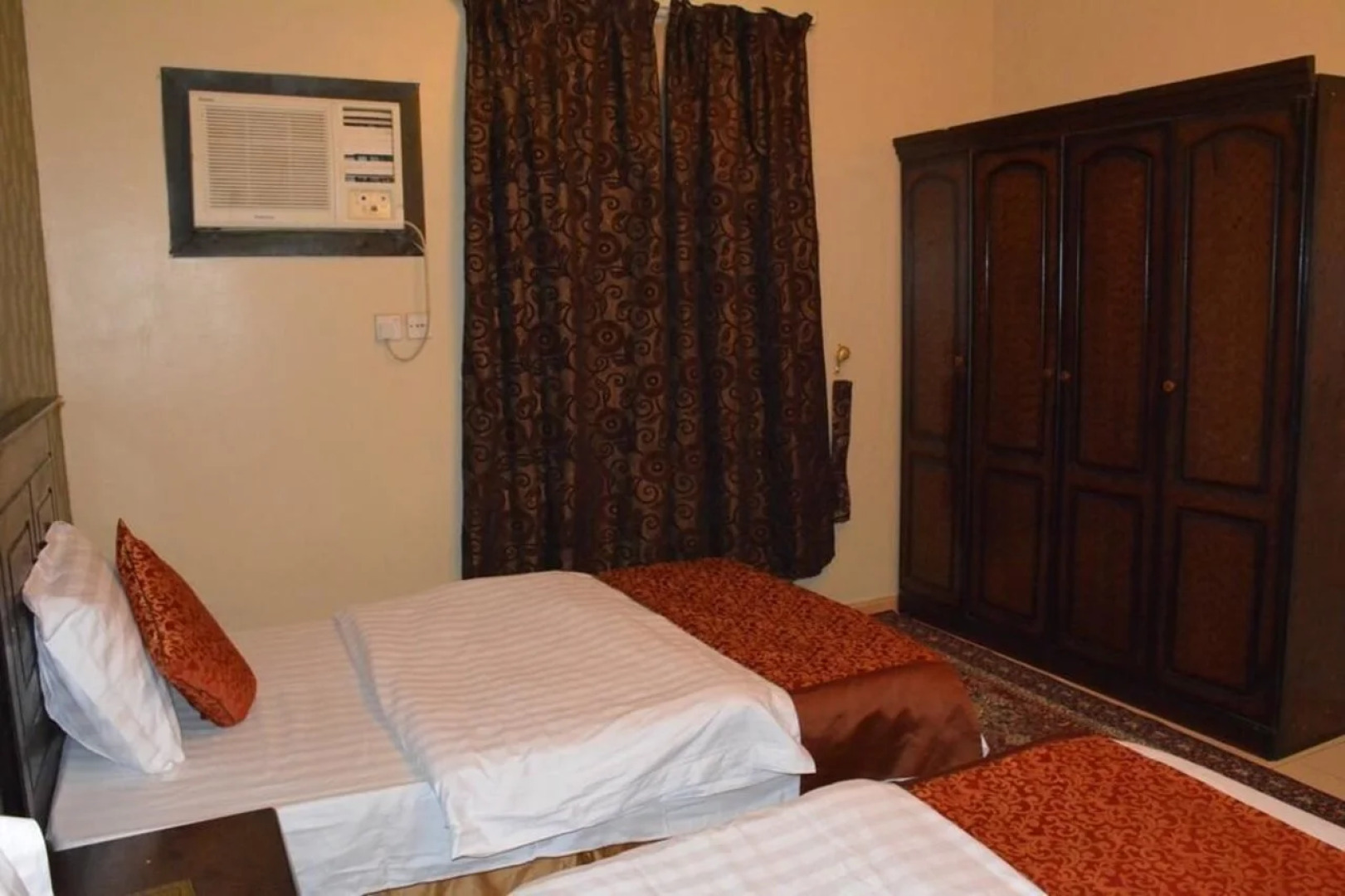 Al Eairy Furnished Apartments Jizan 1