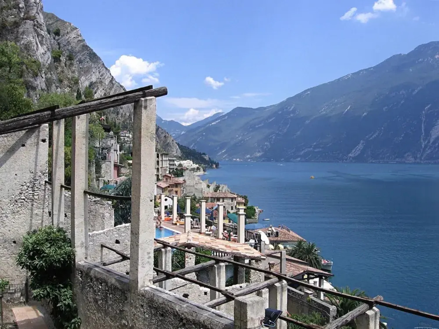 Ricomilla Family - Terrace & Parking