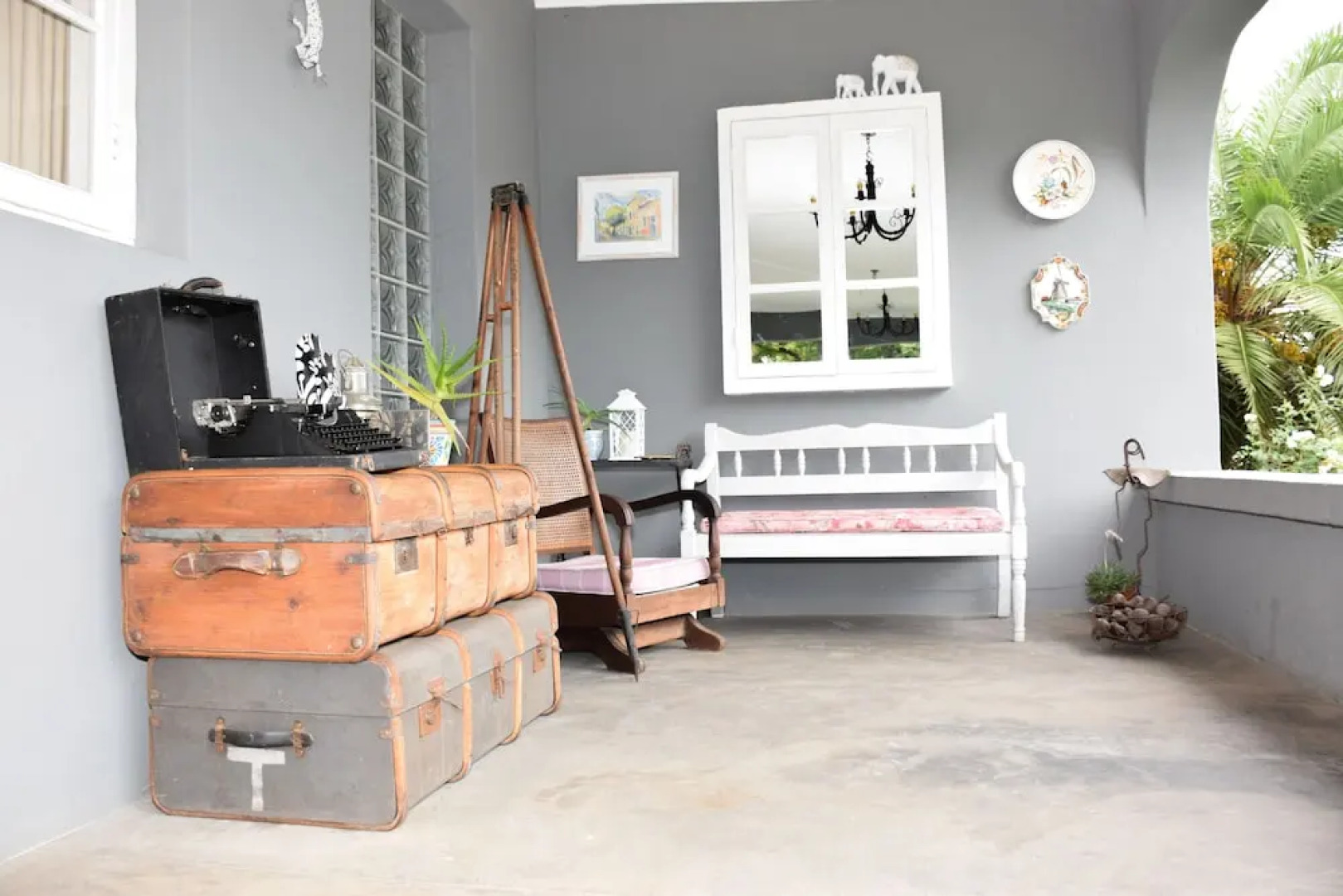 Gordons on 125 First Street