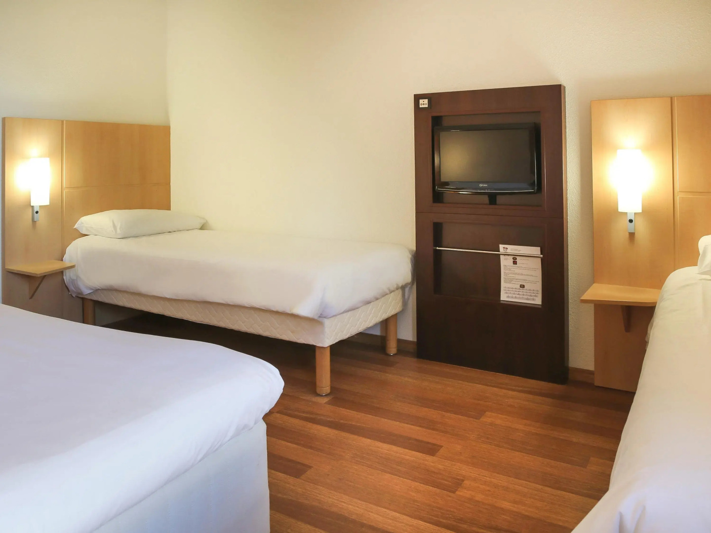 ibis Bourg Jasseron/Teyssonge