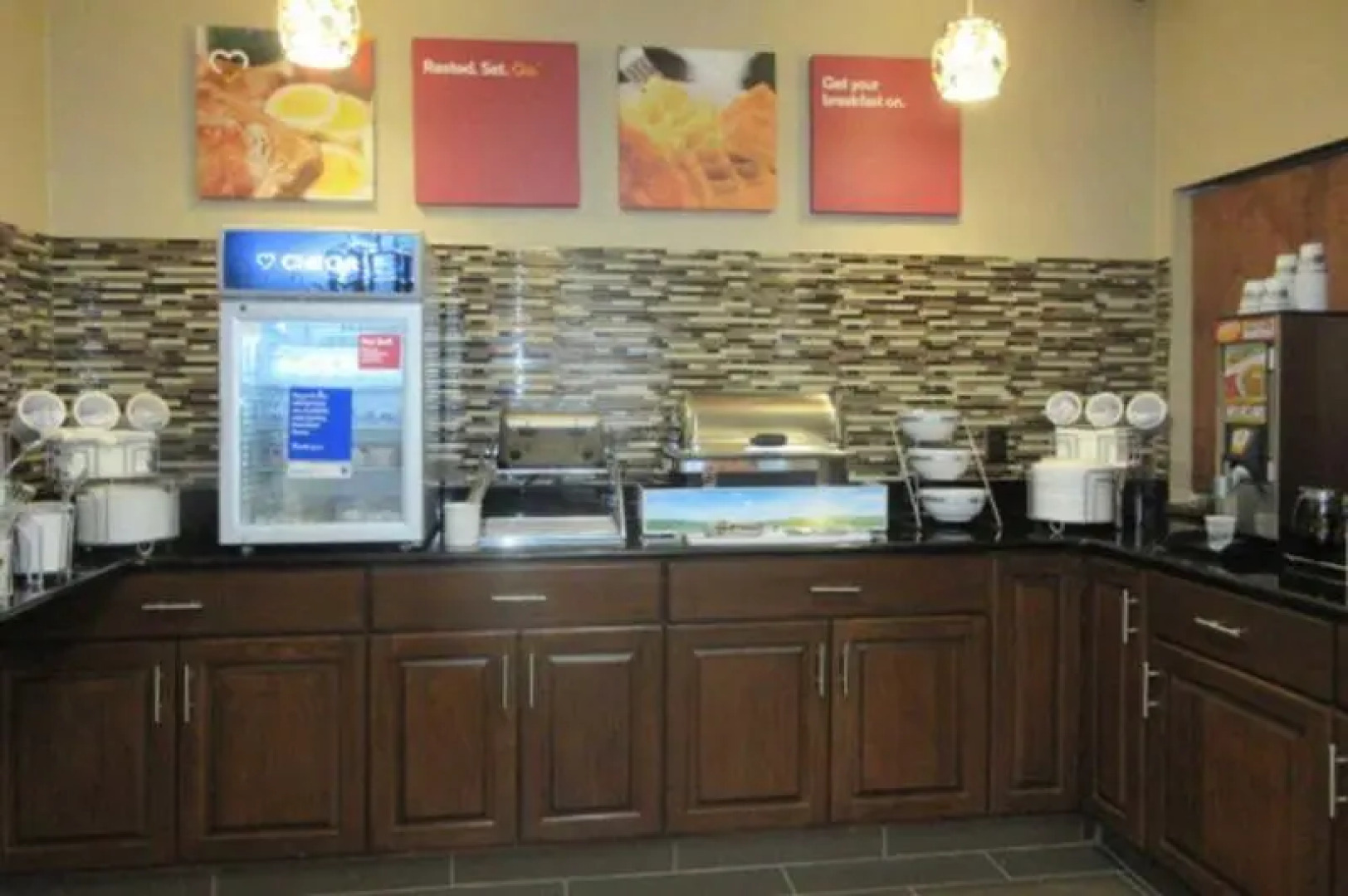 Comfort Inn and Suites North Aurora