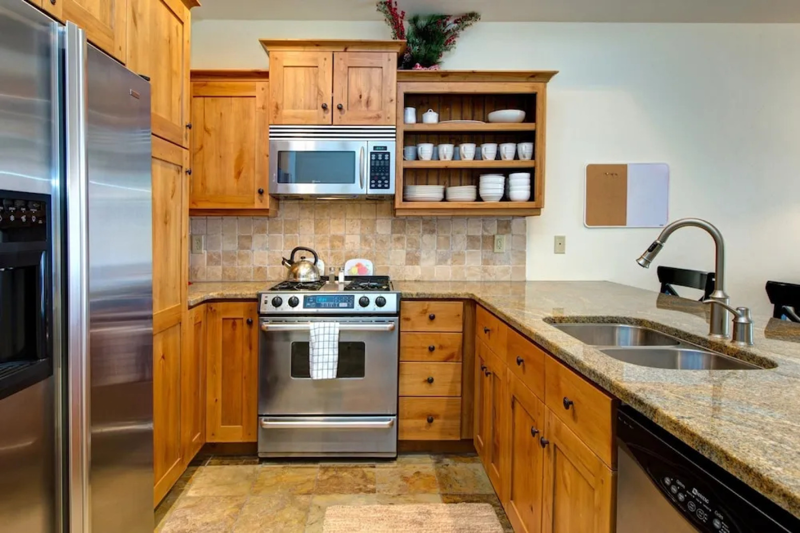 2BR Newpark Resort Townhome w Hot Tub by RedAwning