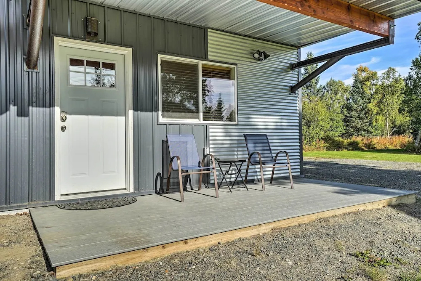 Family Retreat ~ 8 Mi to Downtown + Bishops Beach!