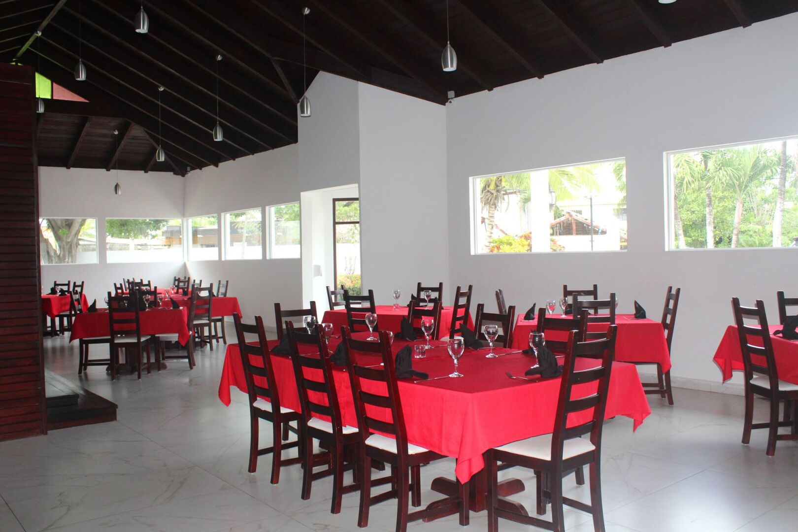 Ahnvee Resort Adults Only