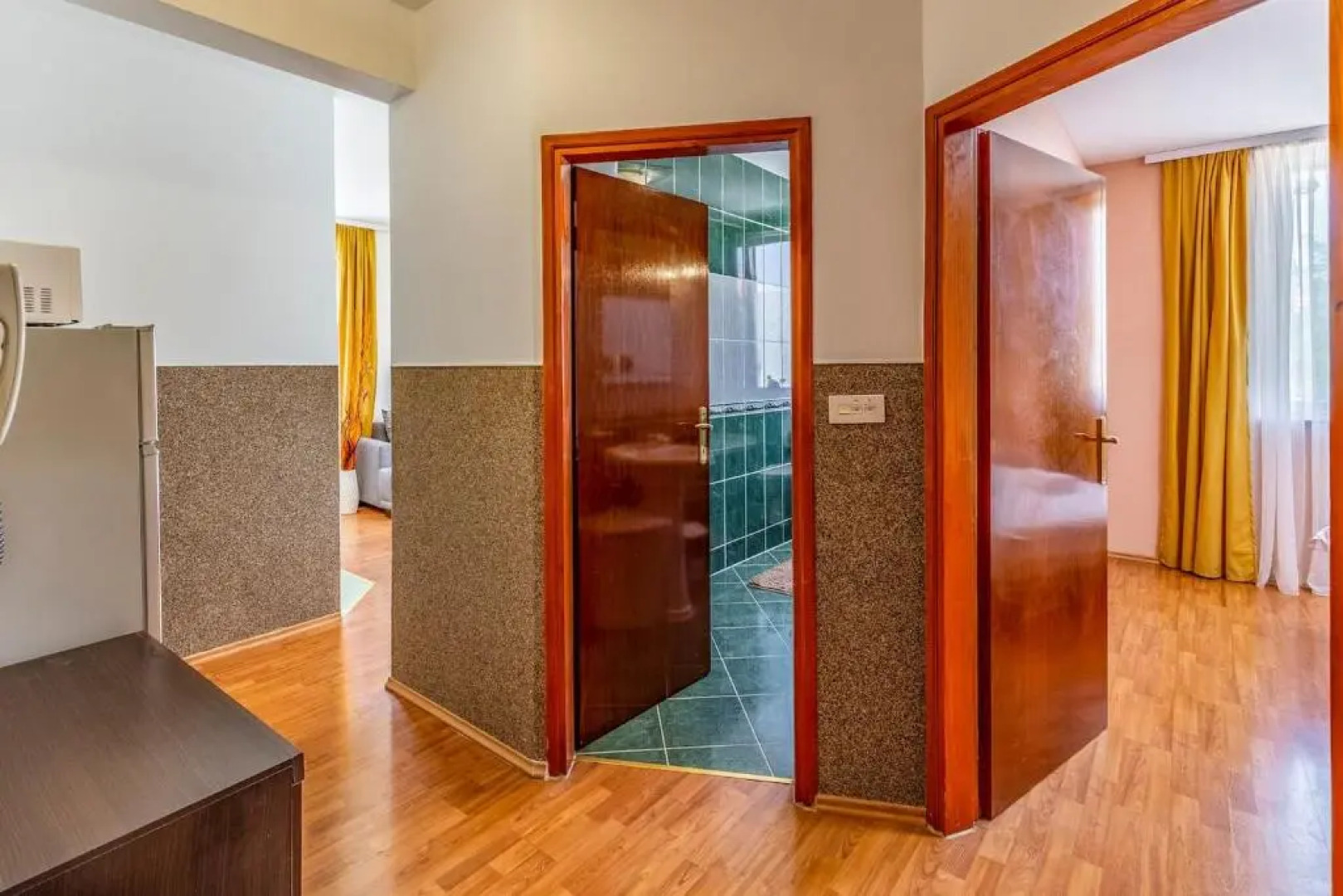 All Seasons Apartment