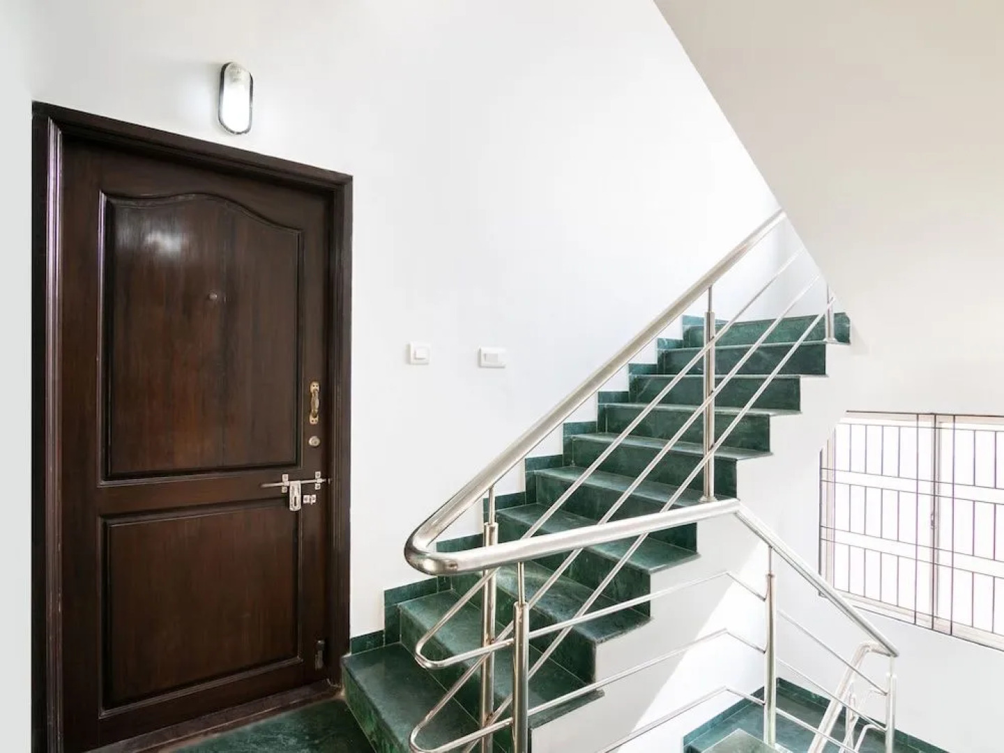 Silverkey Executive Stays 26881 SRM University