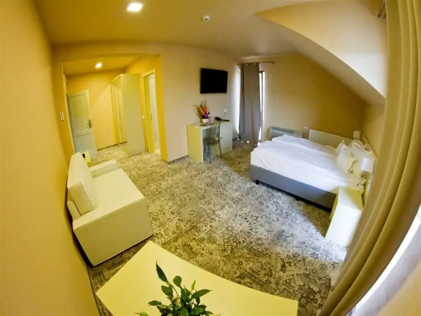 Pensiunea Sarea-n Bucate