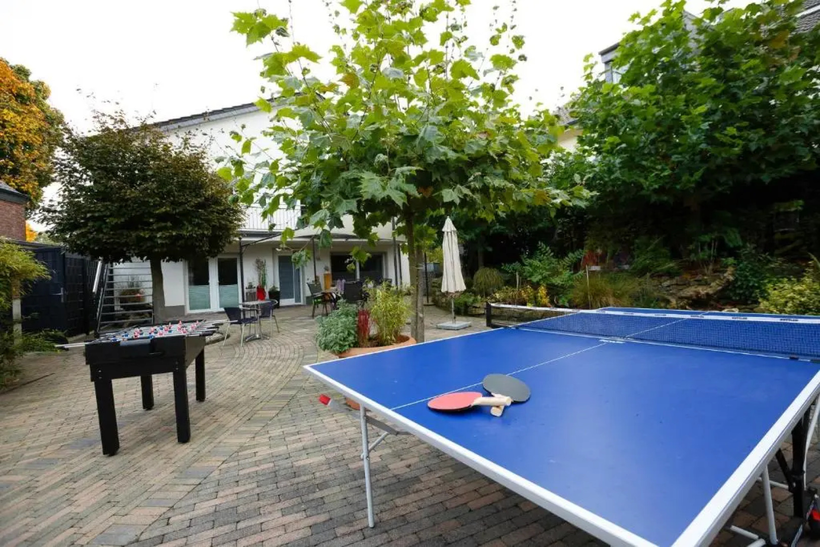 Villa Dragona Dufti-Kuss Gästehaus im Herzen von Rees