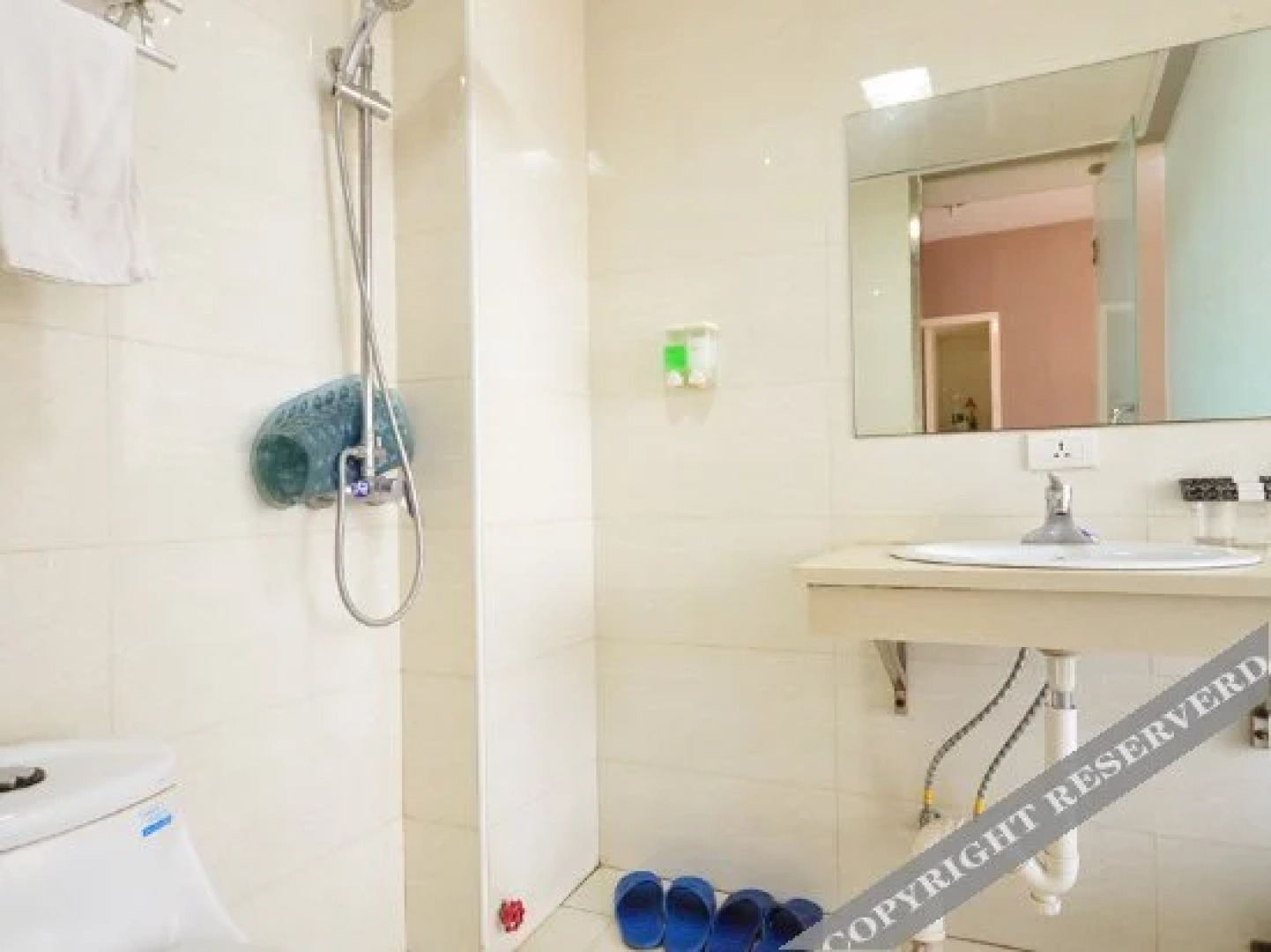 Baohui Business Motel