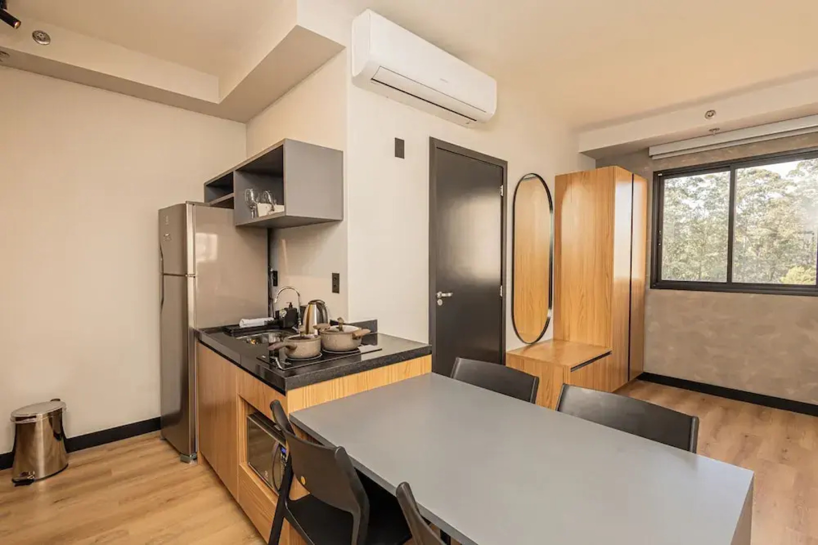 Sky Design Alphaville Housi by Anora