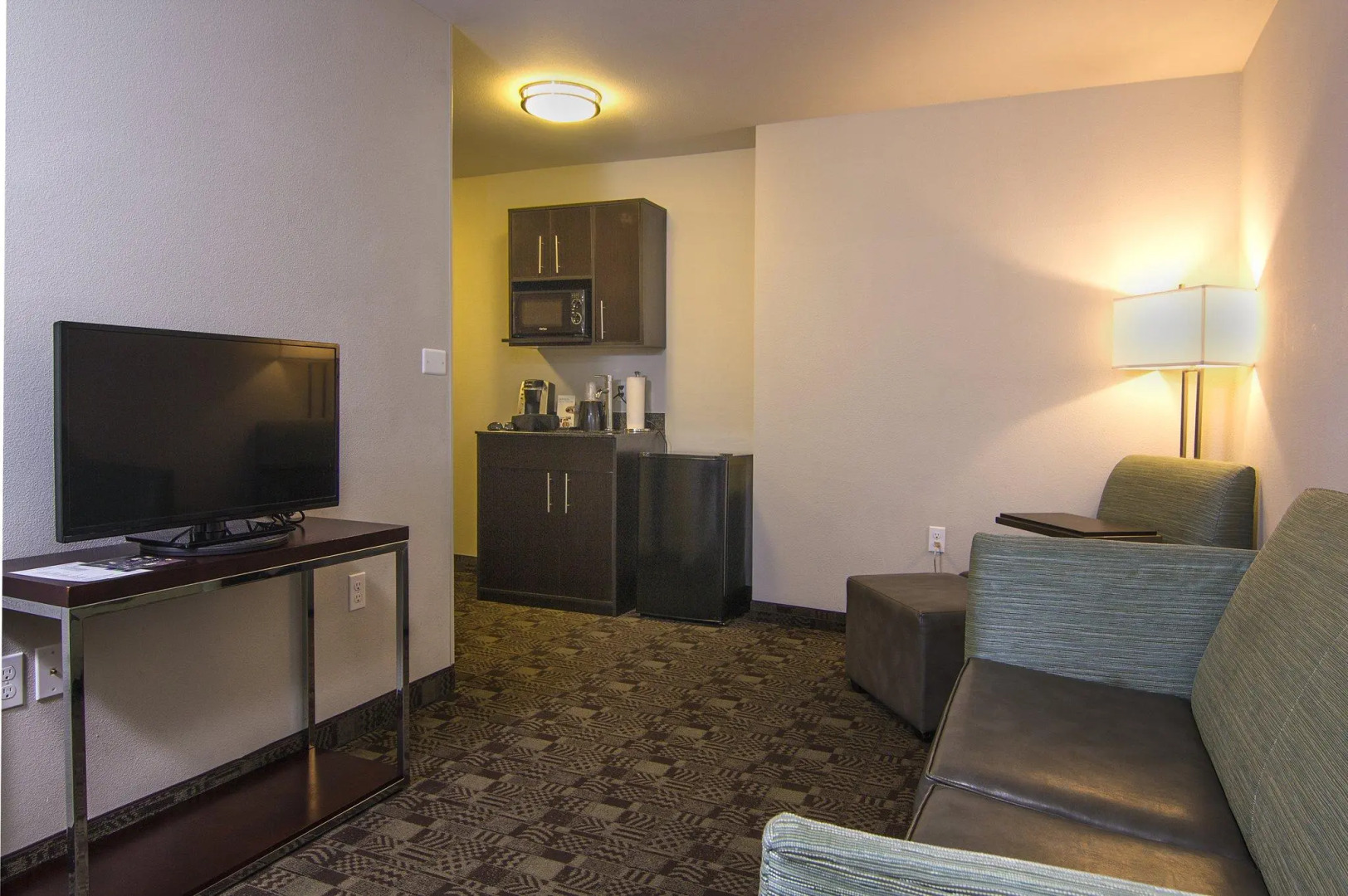 Holiday Inn Express Hotel & Suites Carlsbad Beach by IHG