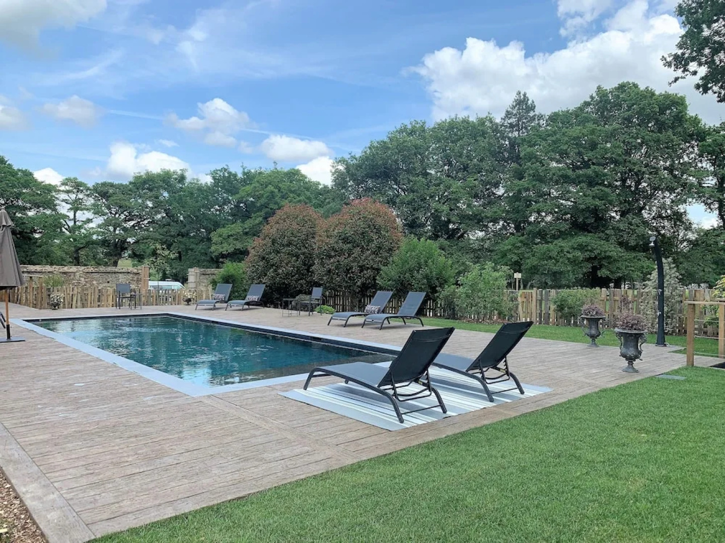 Domaine de La Briandais, a place of electromagnetic sobriety