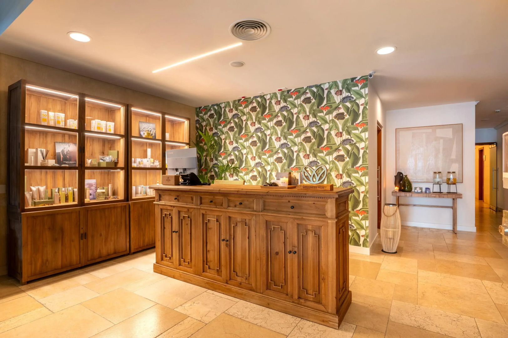 Sesimbra Oceanfront Hotel