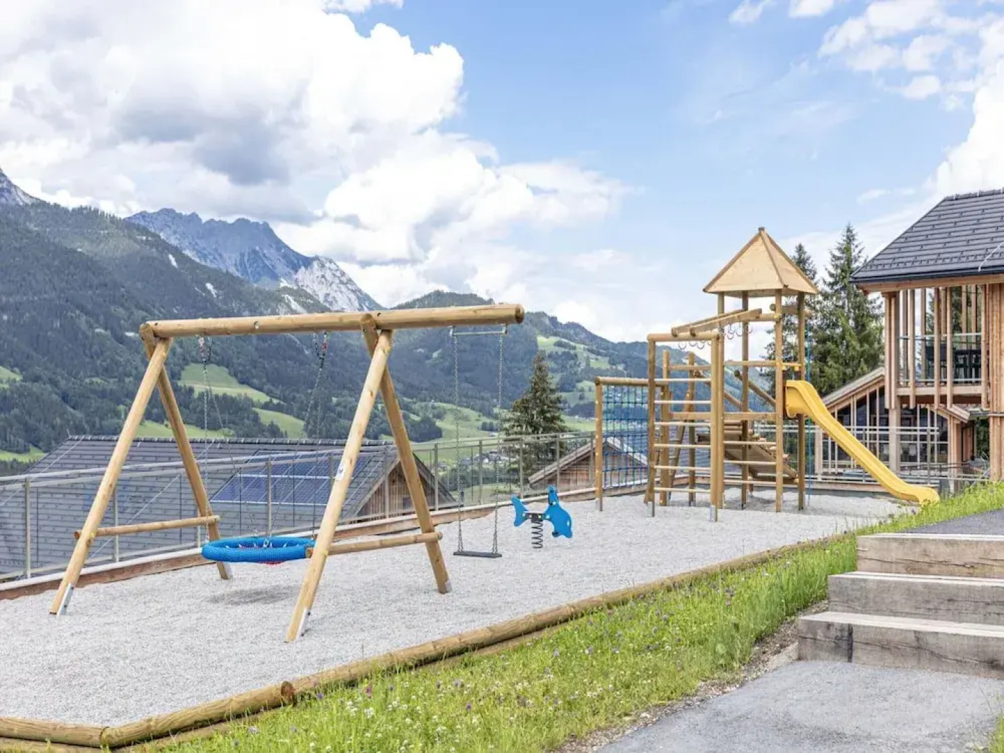 Lovely Apartment With Terrace