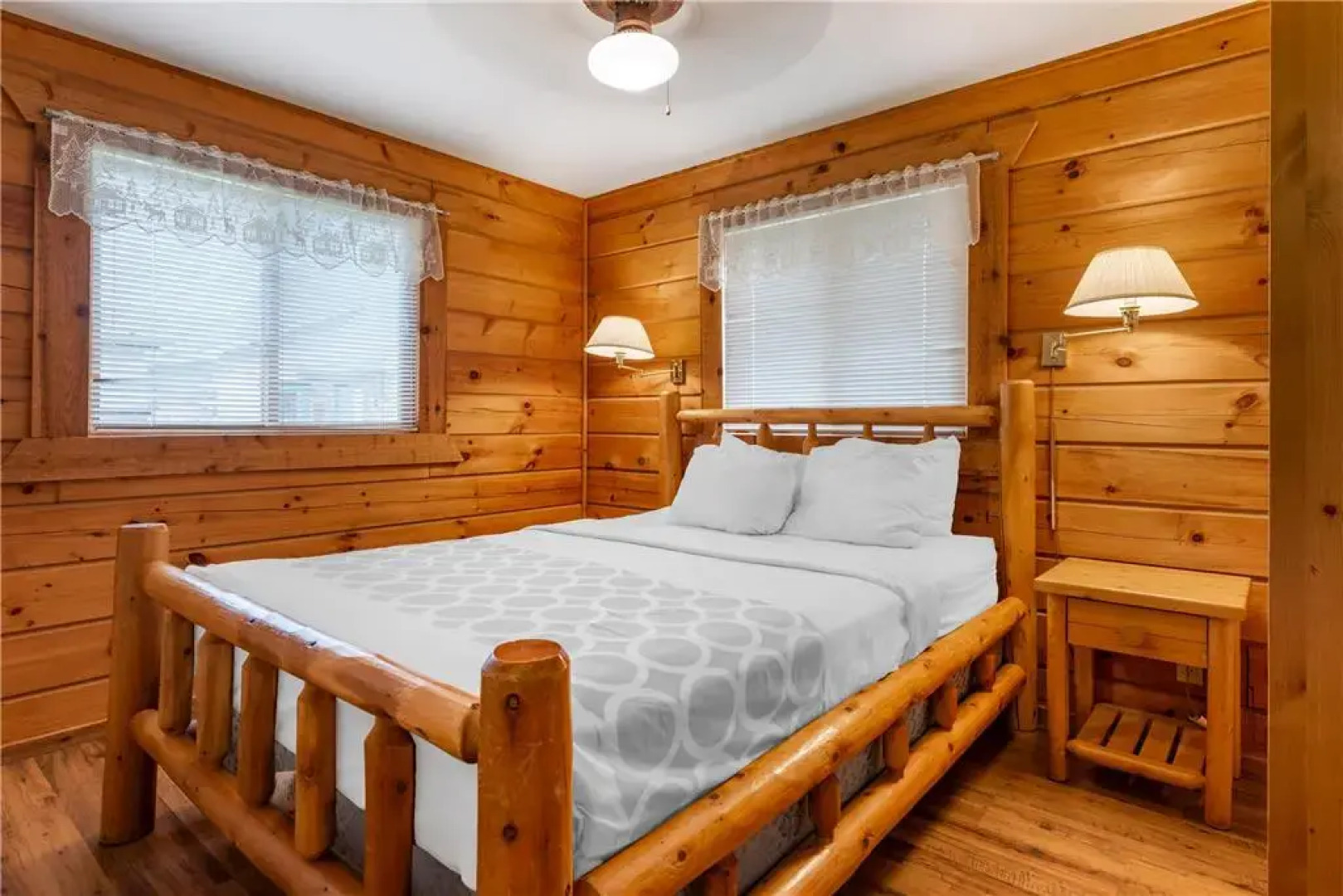Three Bears Waterpark Resort Near Tomah, Ascend Collection Hotel