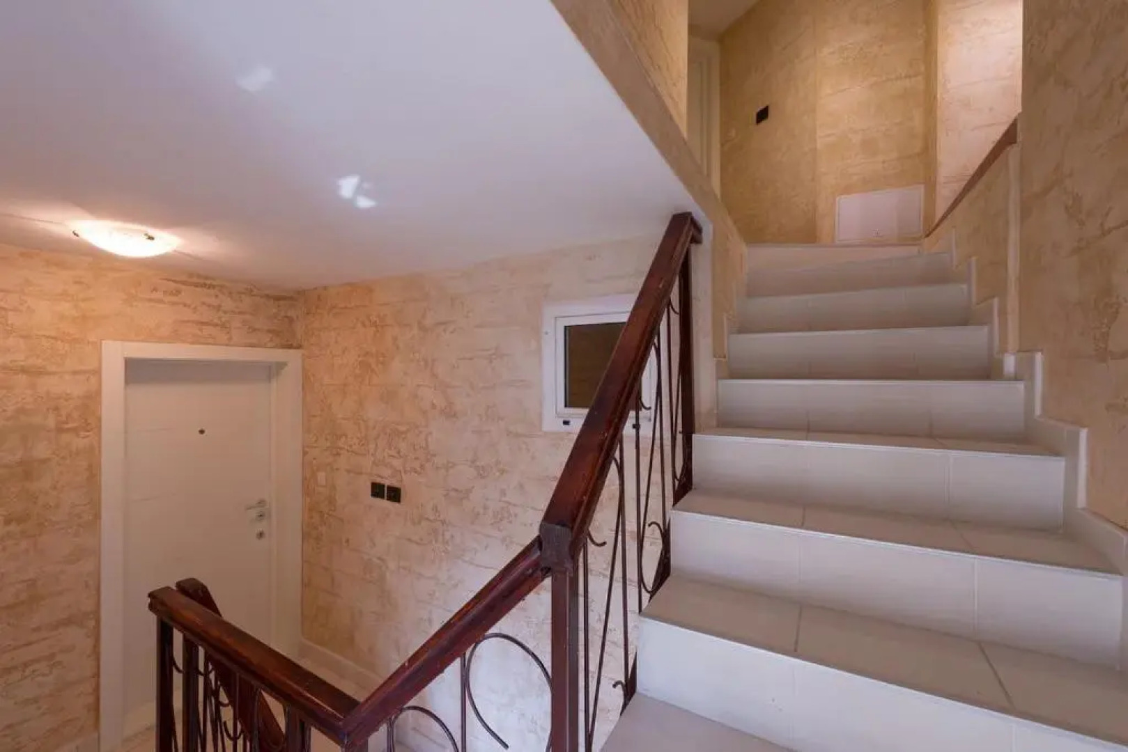 Kotor old town Palace Bucha