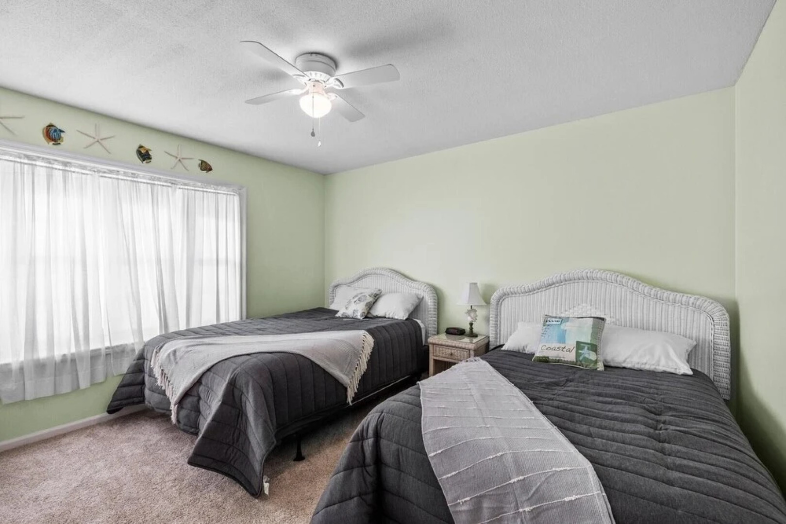 Sand Dollars & Sunshine 2 Bedroom Condo by Redawning