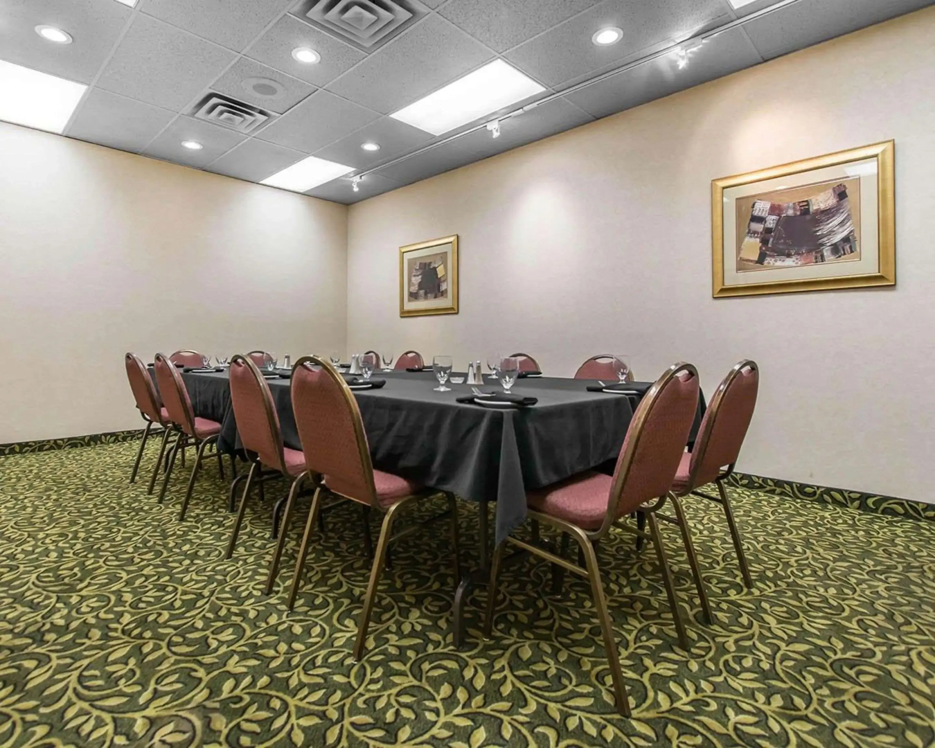 Quality Inn & Suites Bay Front