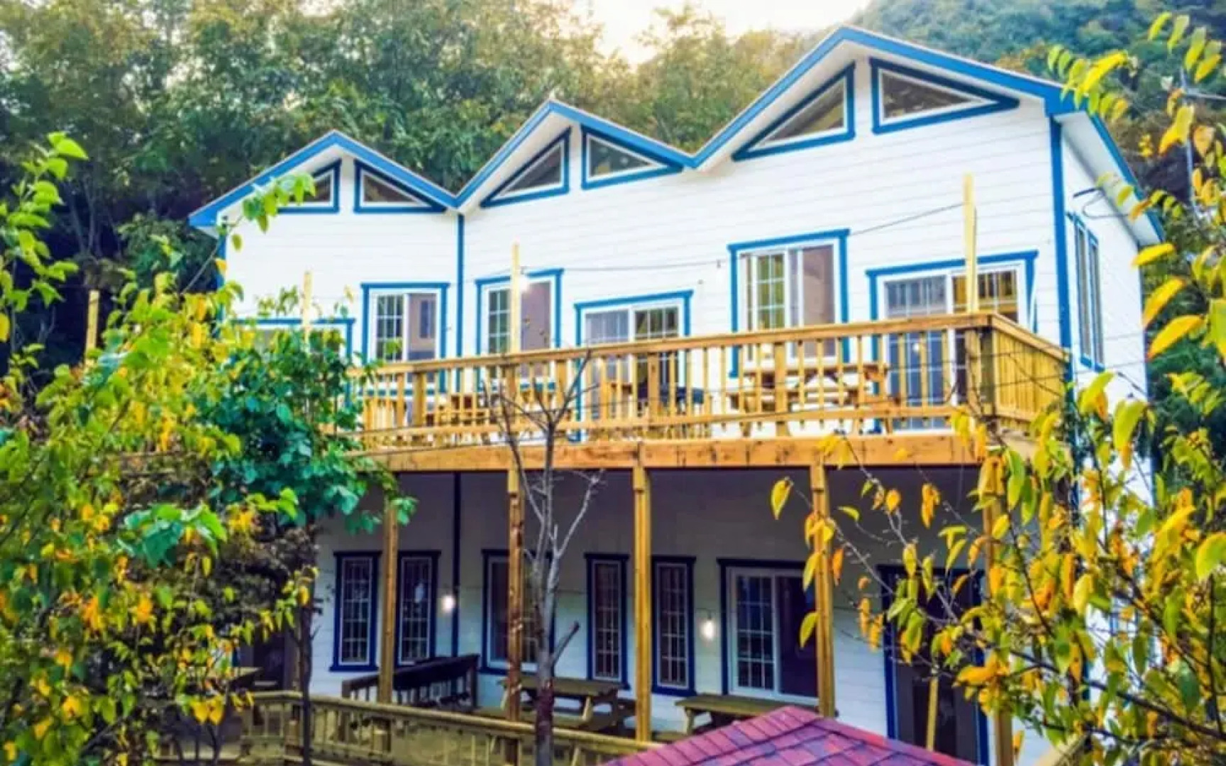 Ulsan (Baenaegol) on the Hill