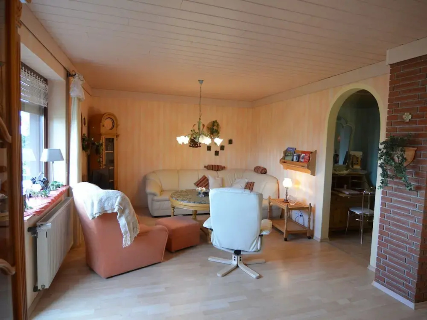 Quaint Apartment in Zeil am Main With Terrace