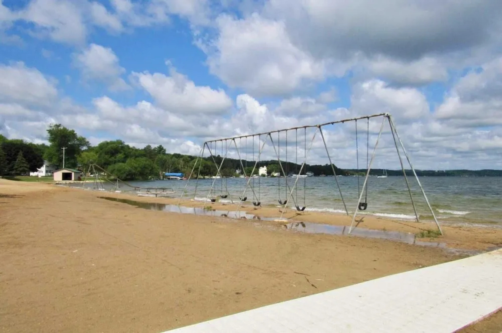 South Arm Retreats Standard Room 5