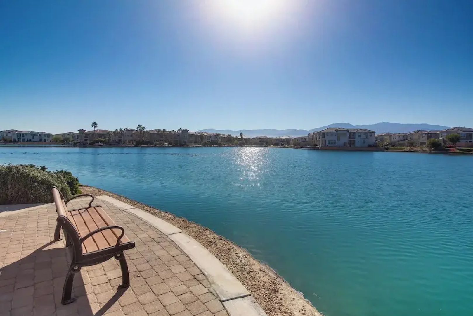Indio Oasis w/ Heated Saltwater Pool + Hot Tub!
