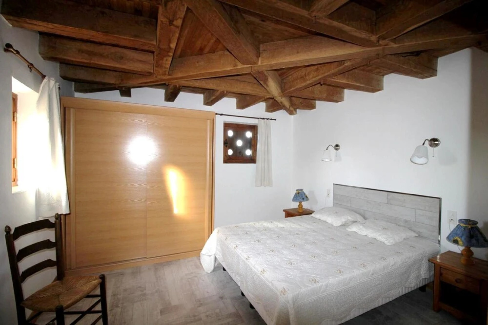 House With 2 Bedrooms in Beynac-et-cazenac, With Pool Access and Furni