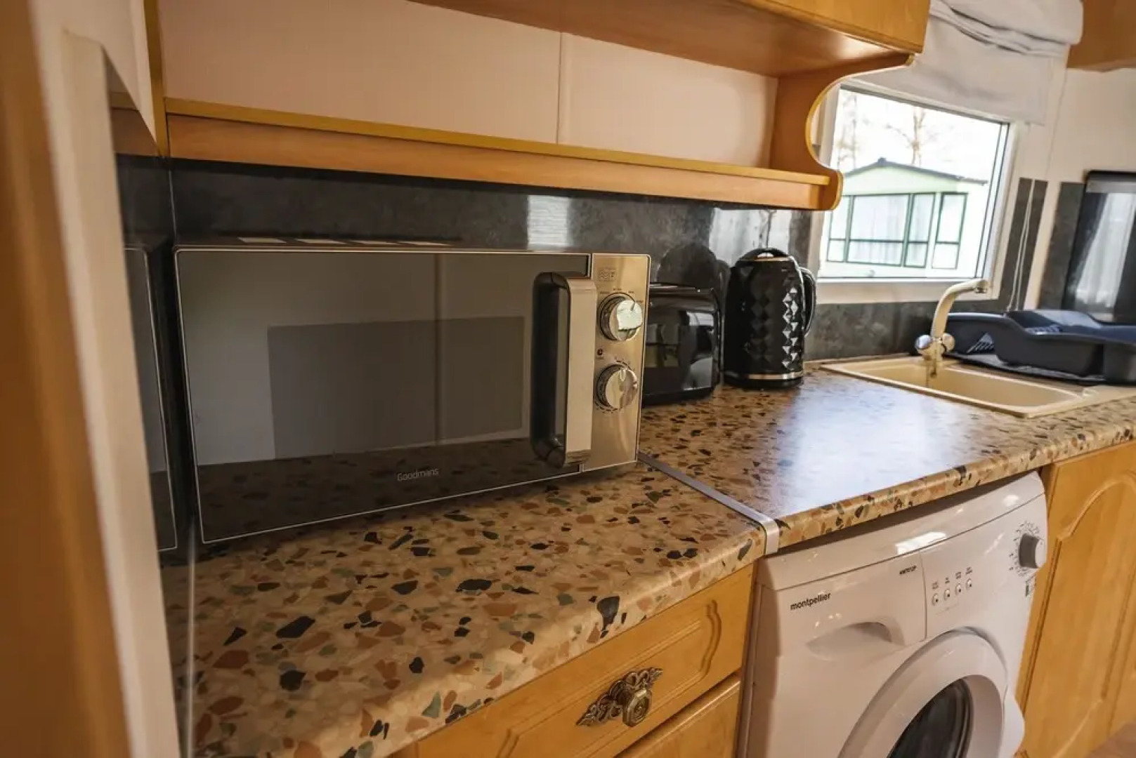 Lochlands 2BR Family Caravan - Pets - Play Park