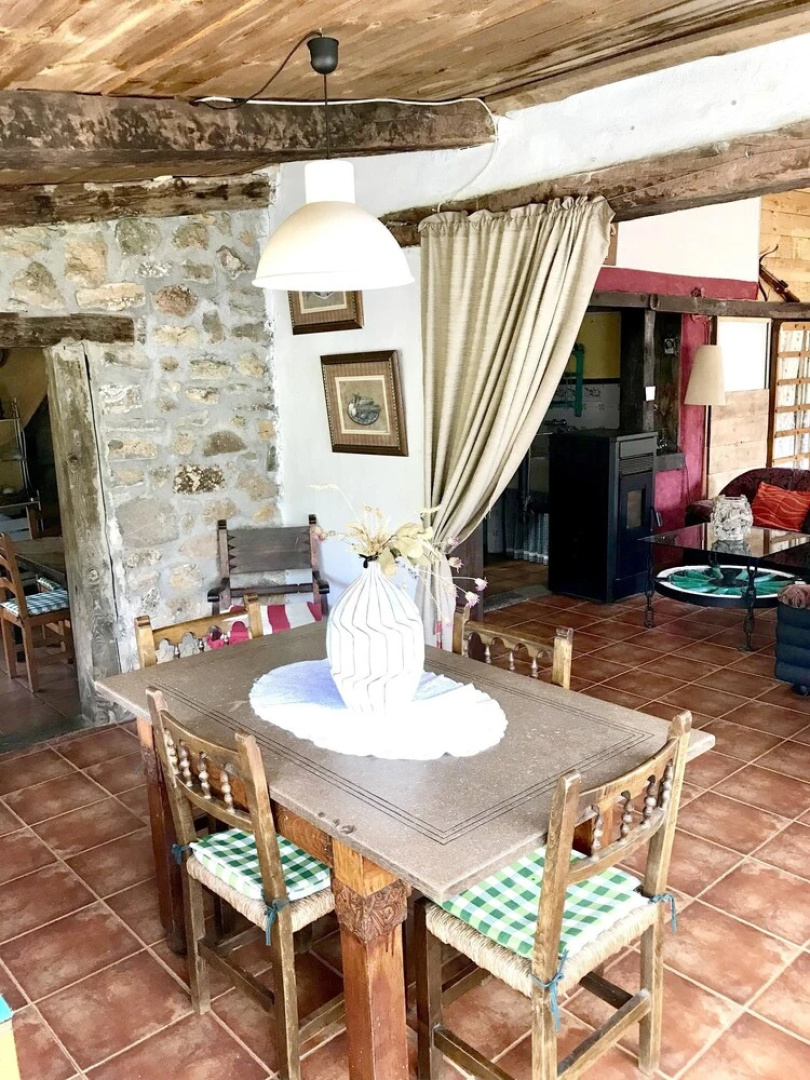 Villa With 4 Bedrooms in Camarena de la Sierra, With Wonderful Mountai