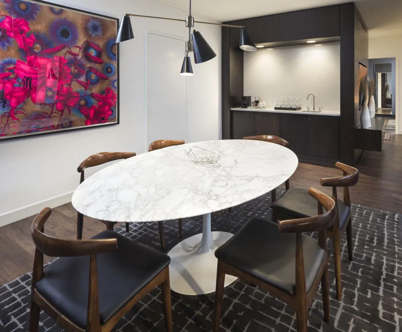 Le Méridien Columbus, The Joseph