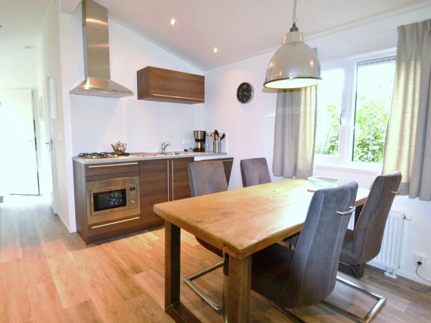 Comfy Cottage With Microwave Surrounded by Nature