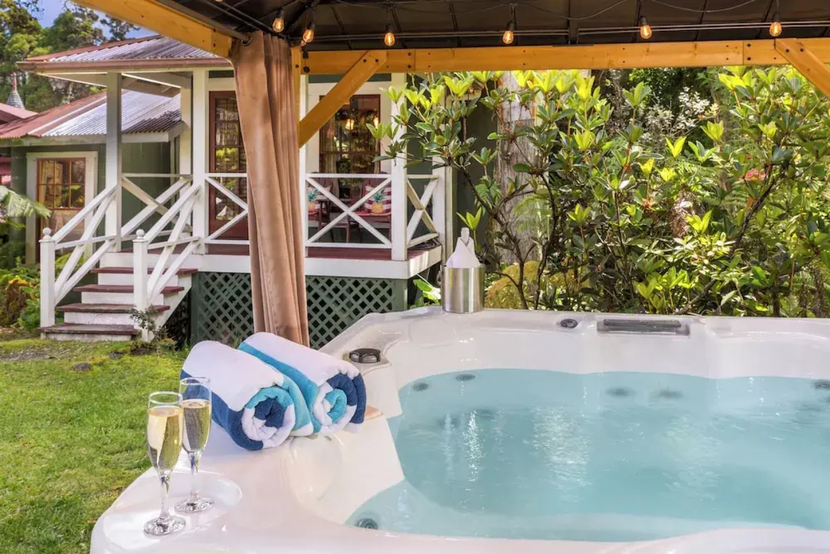 Volcano Village Estates