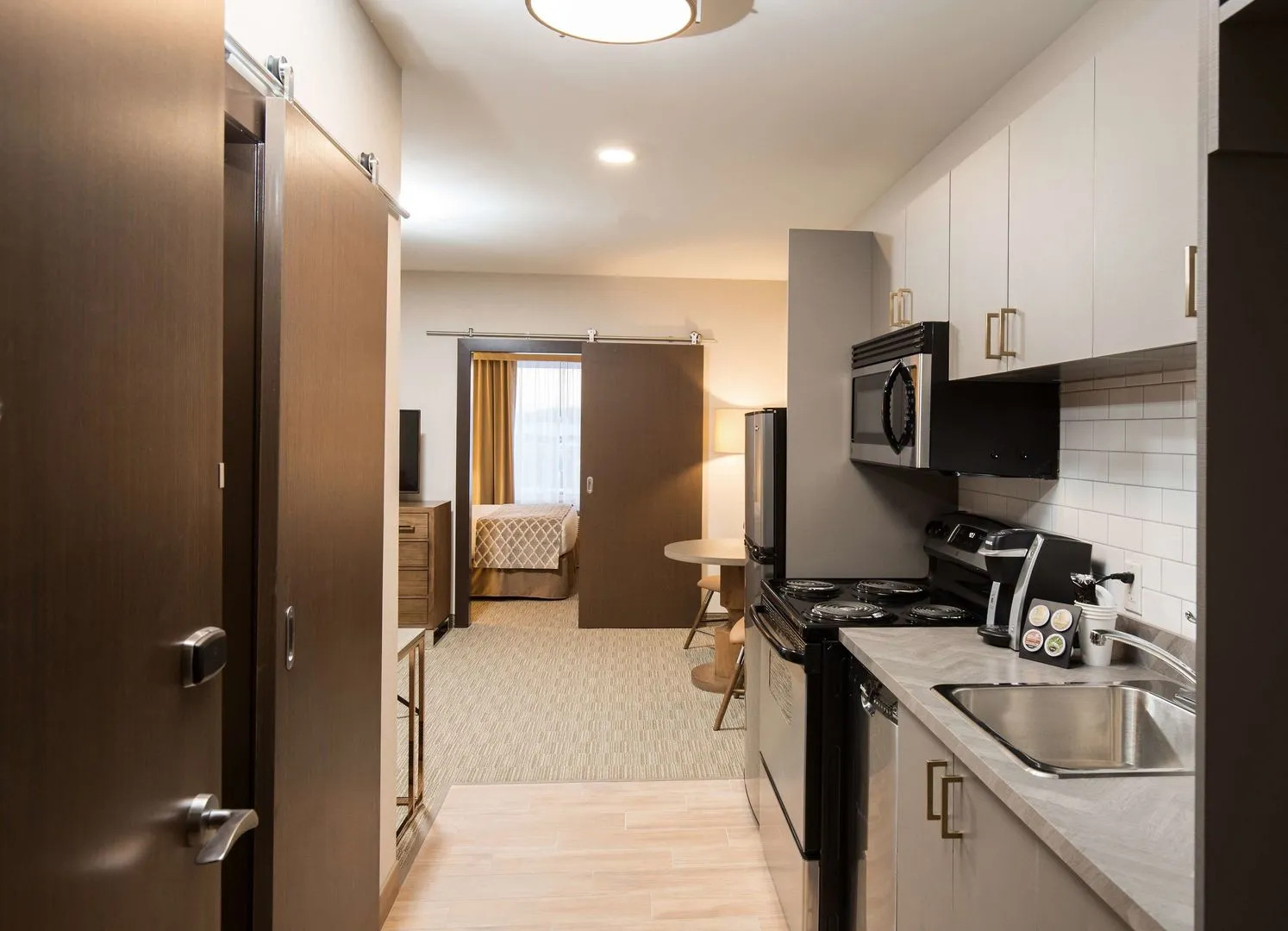 Pomeroy Inn & Suites Prince George